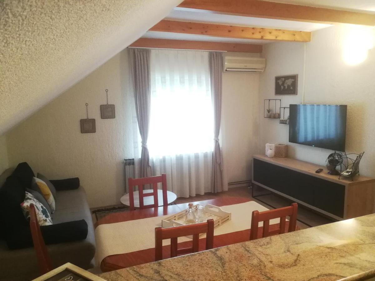 דרז'ניק גראד Apartmant & Room Bruna מראה חיצוני תמונה