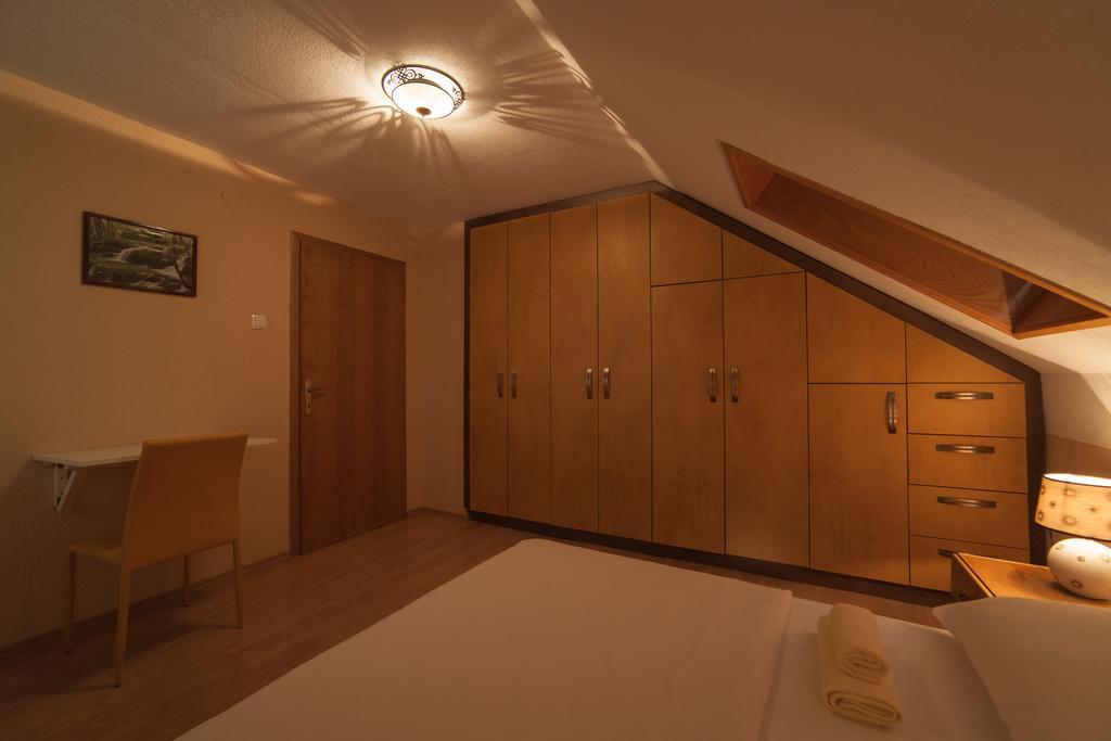 דרז'ניק גראד Apartmant & Room Bruna מראה חיצוני תמונה
